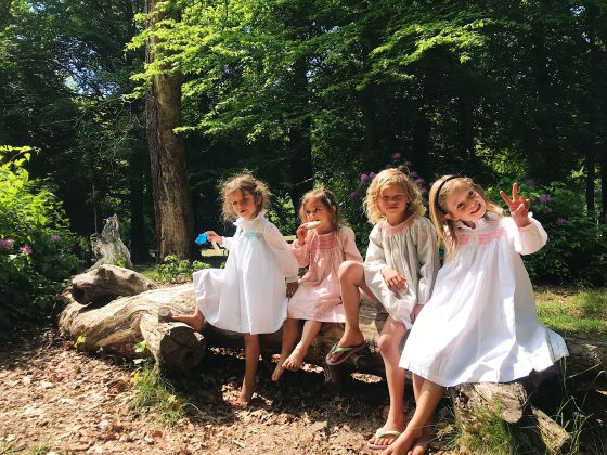 Realmomster Mag SMOCK London